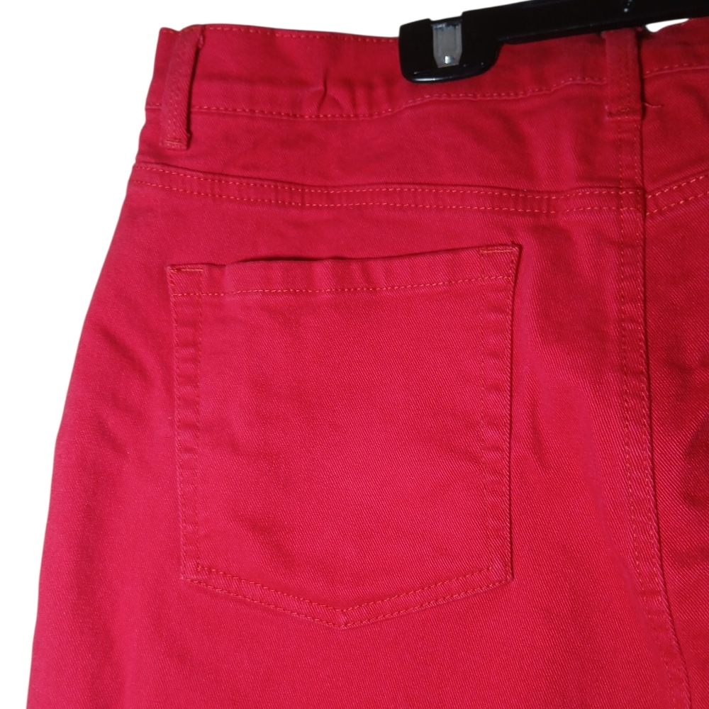 Gloria Vanderbilt Denim All Around Slimming Effect Red Cuffed Shorts Size 16 - Picture 9 of 16